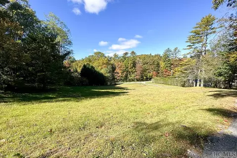 329 Silver Run Rd, Cashiers, NC 28717