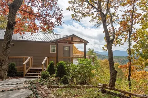 369 Valley View Trl, Glenville, NC 28736