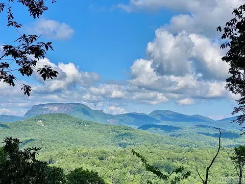 12 Old Chimney Road, Cashiers, NC 28717