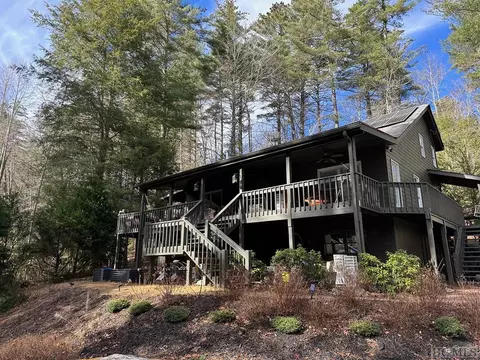 615 Lance Rd, Cashiers, NC 28717