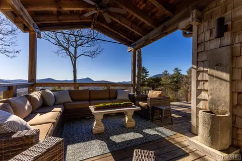 172 Wild Ridge Rd, Cashiers, NC 28717