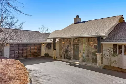 61 Eyebrow Rdg, Highlands, NC 28741