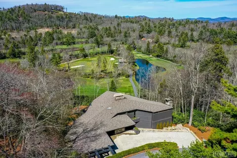 220 Mountain Ash Ln, Highlands, NC 28741