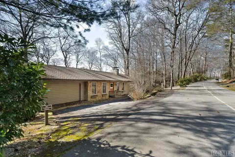 70 Oak Rd, Highlands, NC 28741