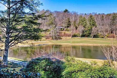 56 Songbird Ln, Highlands, NC 28741