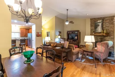 111 Millstone Ln, Tuckasegee, NC 28783 photo 9
