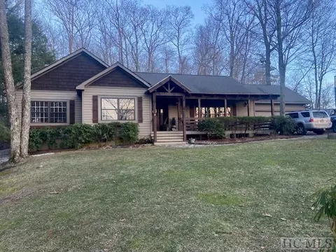 31 Fallen Leaf Trl, Highlands, NC 28741