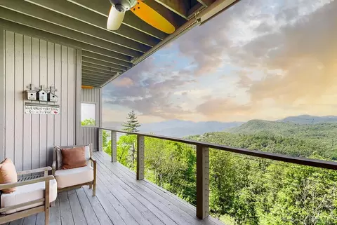 601 V Z Top #601, Highlands, NC 28741