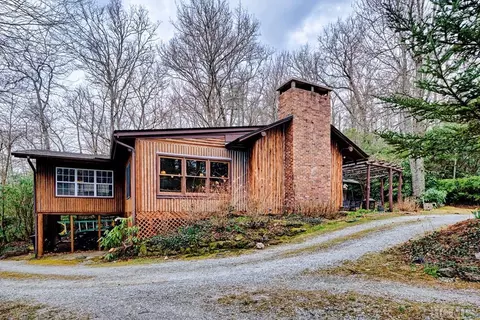 120 Coxe Ln, Highlands, NC 28741