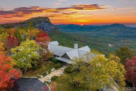 1131 Garnet Rock Trl, Highlands, NC 28741