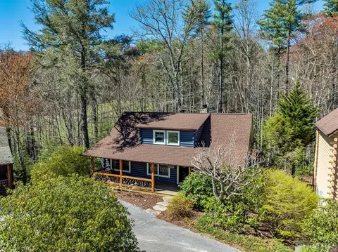 275 Catesby Trl, Cashiers, NC 28717