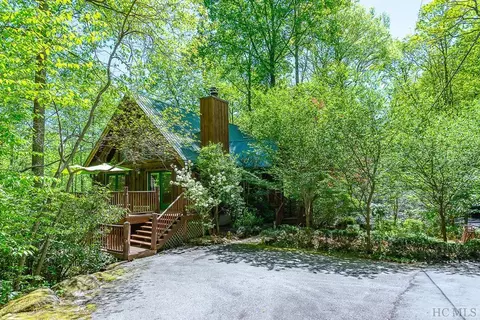 360 Upward Trl, Cashiers, NC 28717