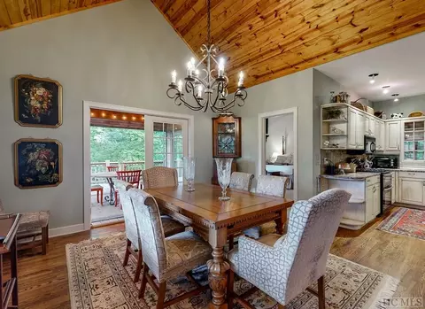 1982 Upper Divide Rd, Highlands, NC 28741 photo 14
