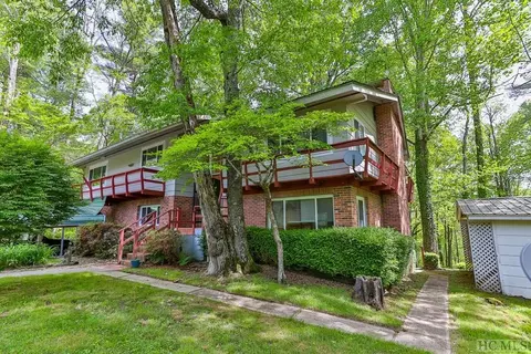 92 Swiss Ln, Cashiers, NC 28717