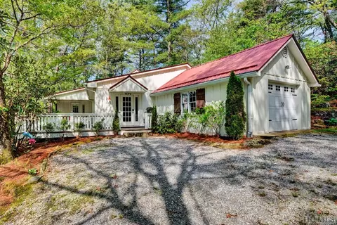 11 Rural Felicity Rd, Highlands, NC 28741