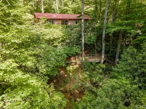 120 Tyke Keener Ln, Highlands, NC 28741