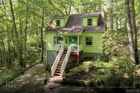 1263 Bee Tree Rd, Glenville, NC 28736