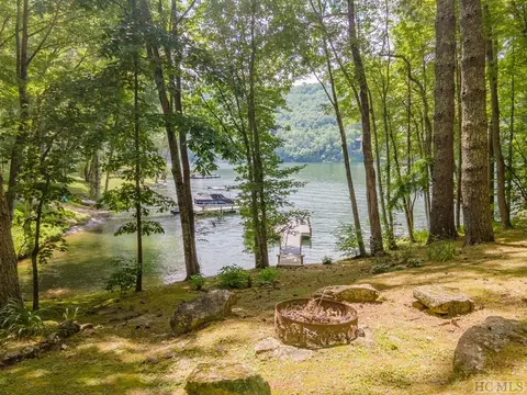 975 Glenshore Dr, Cullowhee, NC 28723 photo 3