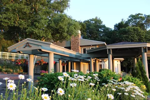 871 E Over Drive Dr, Highlands, NC 28741 photo 5