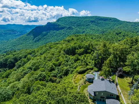 871 E Over Drive Dr, Highlands, NC 28741