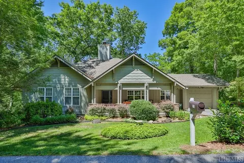 210 Chestnut Hill Dr, Highlands, NC 28741