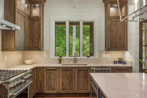 214 Shelby S, Highlands, NC 28741 photo 18