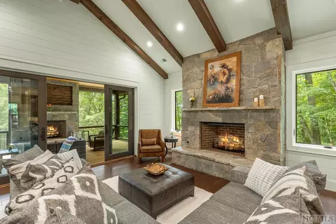 214 Shelby S, Highlands, NC 28741
