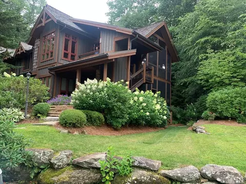 545 Spring St #D, Highlands, NC 28741