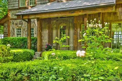 1420 Highgate Rd, Highlands, NC 28741 photo 3