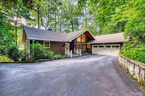 48 Naiad Ter, Highlands, NC 28741