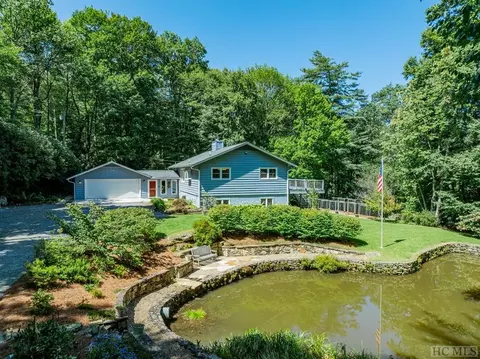 214 Hive Rd, Glenville, NC 28736