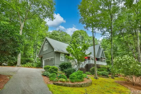 75 Hemlock Woods Dr, Highlands, NC 28741
