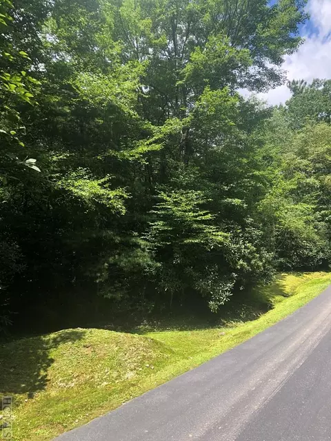 tbd Club Dr, Cashiers, NC 28717