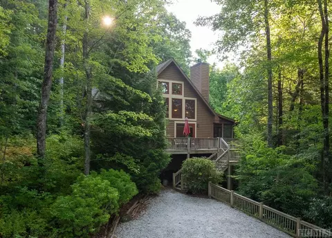 28 E Forest Way, Highlands, NC 28741