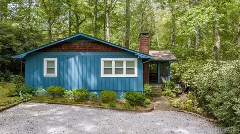 80 E Wingina Pl, Highlands, NC 28741