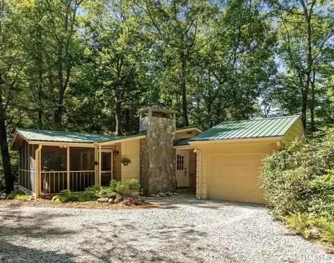 320 Holt Knob Rd, Highlands, NC 28741