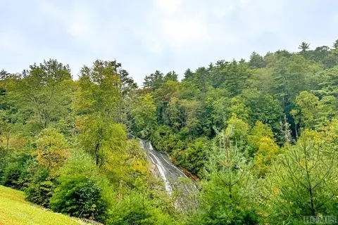 209 Rainbow Falls Trail, Cashiers, NC 28717