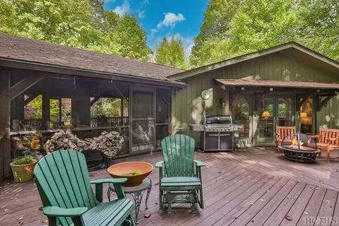 974 Sky Lake Dr, Highlands, NC 28741