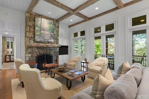 103 Boulder Dash Rd, Cashiers, NC 28717