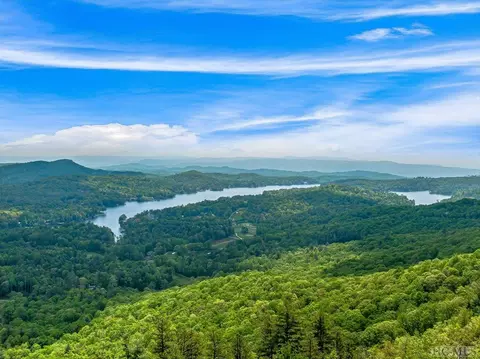 lot118 Toxaway Dr, Lake Toxaway, NC 28747