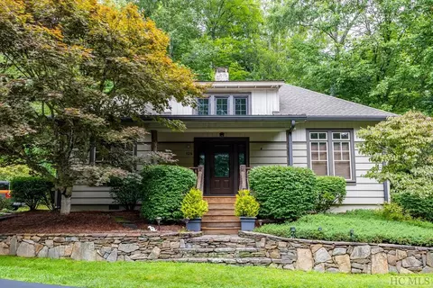 126 Chapel Hl, Cashiers, NC 28717