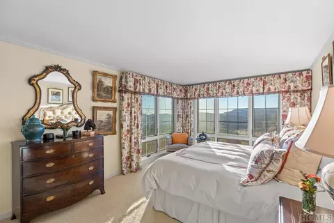 405 V Z Top #405, Highlands, NC 28741 photo 5