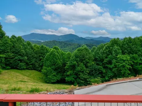 153 Althea Ridge Rd, Sylva, NC 28779 photo 5