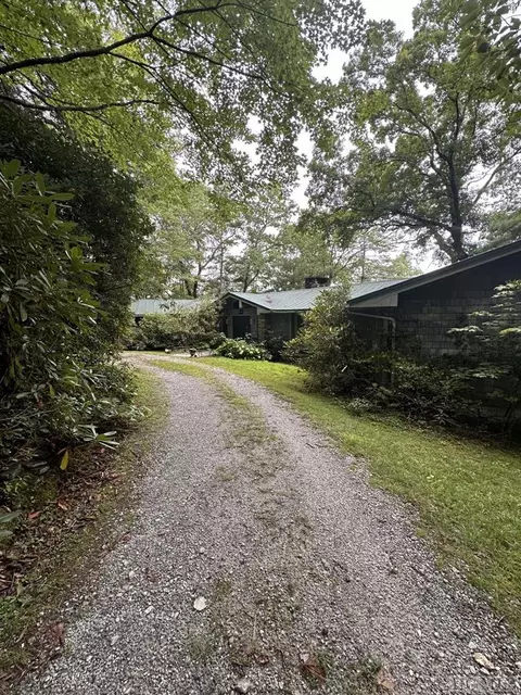 377 Hedden Ln, Highlands, NC 28741