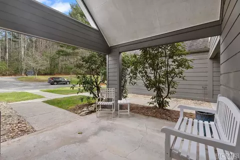 260- River Run Rd #1913, Sapphire, NC 28774 photo 5