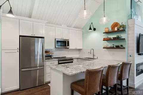 260- River Run Rd #1913, Sapphire, NC 28774 photo 7