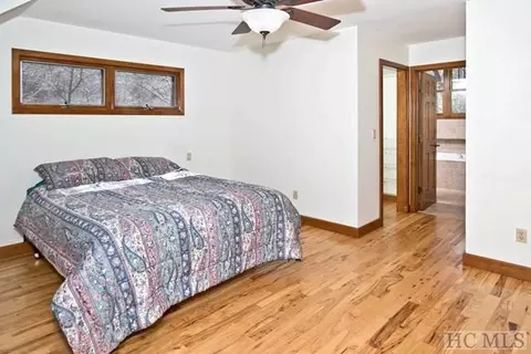 255 Gleneden Ln, Cullowhee, NC 28723 photo 13