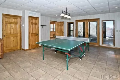 255 Gleneden Ln, Cullowhee, NC 28723 photo 17
