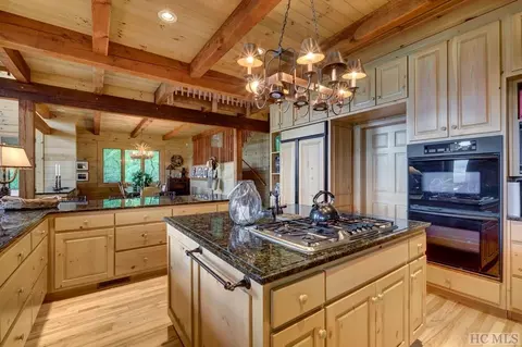 1048 Bright Mountain Rd, Cullowhee, NC 28723 photo 8