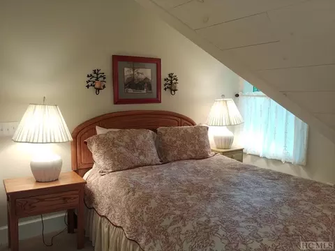 110 Eagle Ridge Rd, Sapphire, NC 28774 photo 23